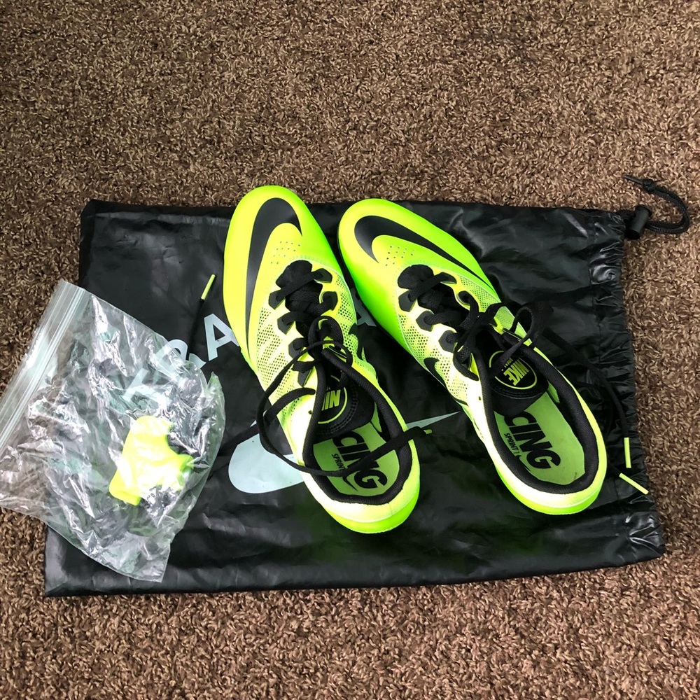 Nike women’s track spikes 8